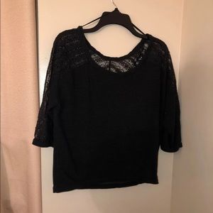 3/4 black American eagle top